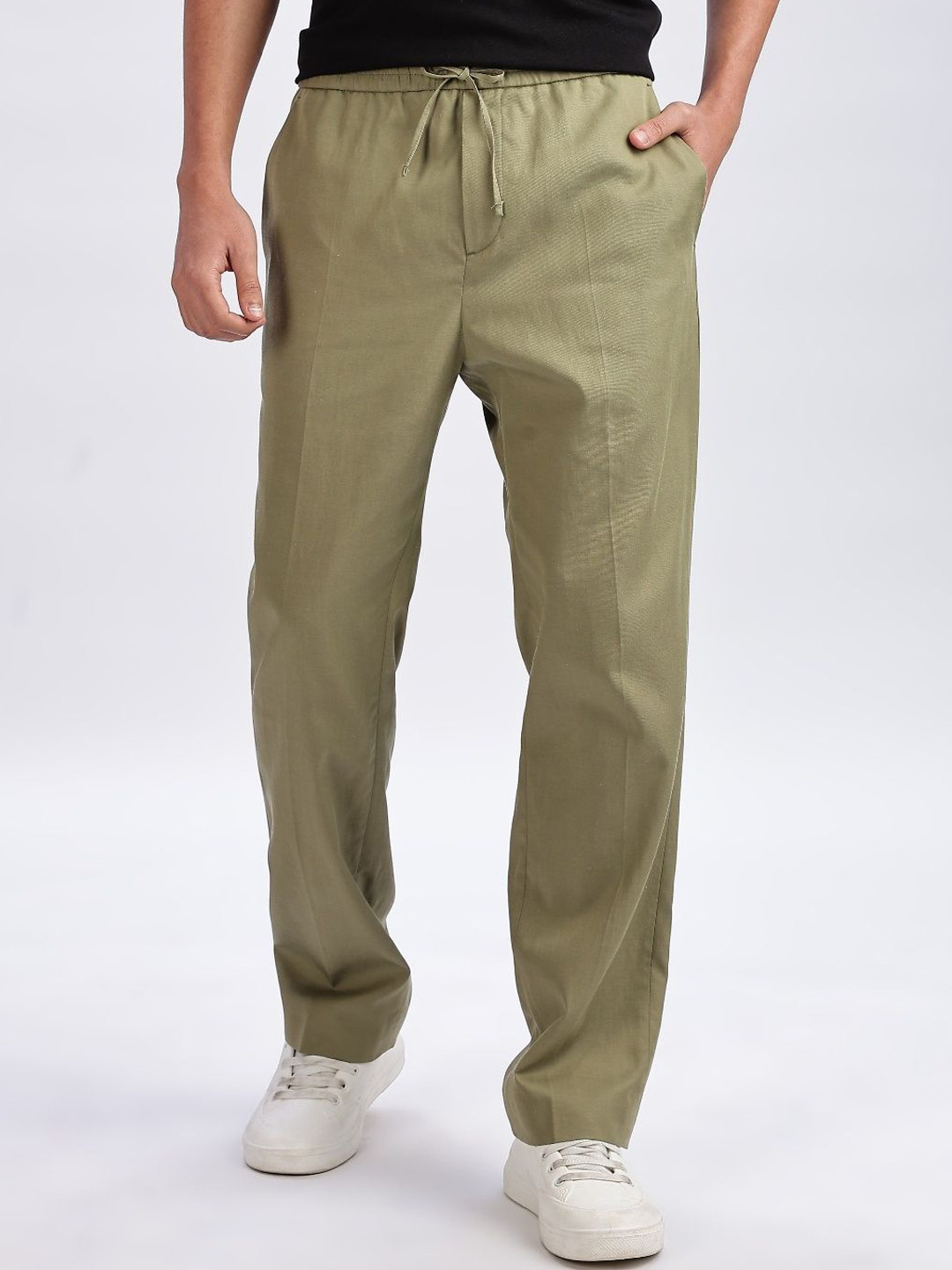 

Calvin Klein Jeans Men Loose Fit Trousers, Green