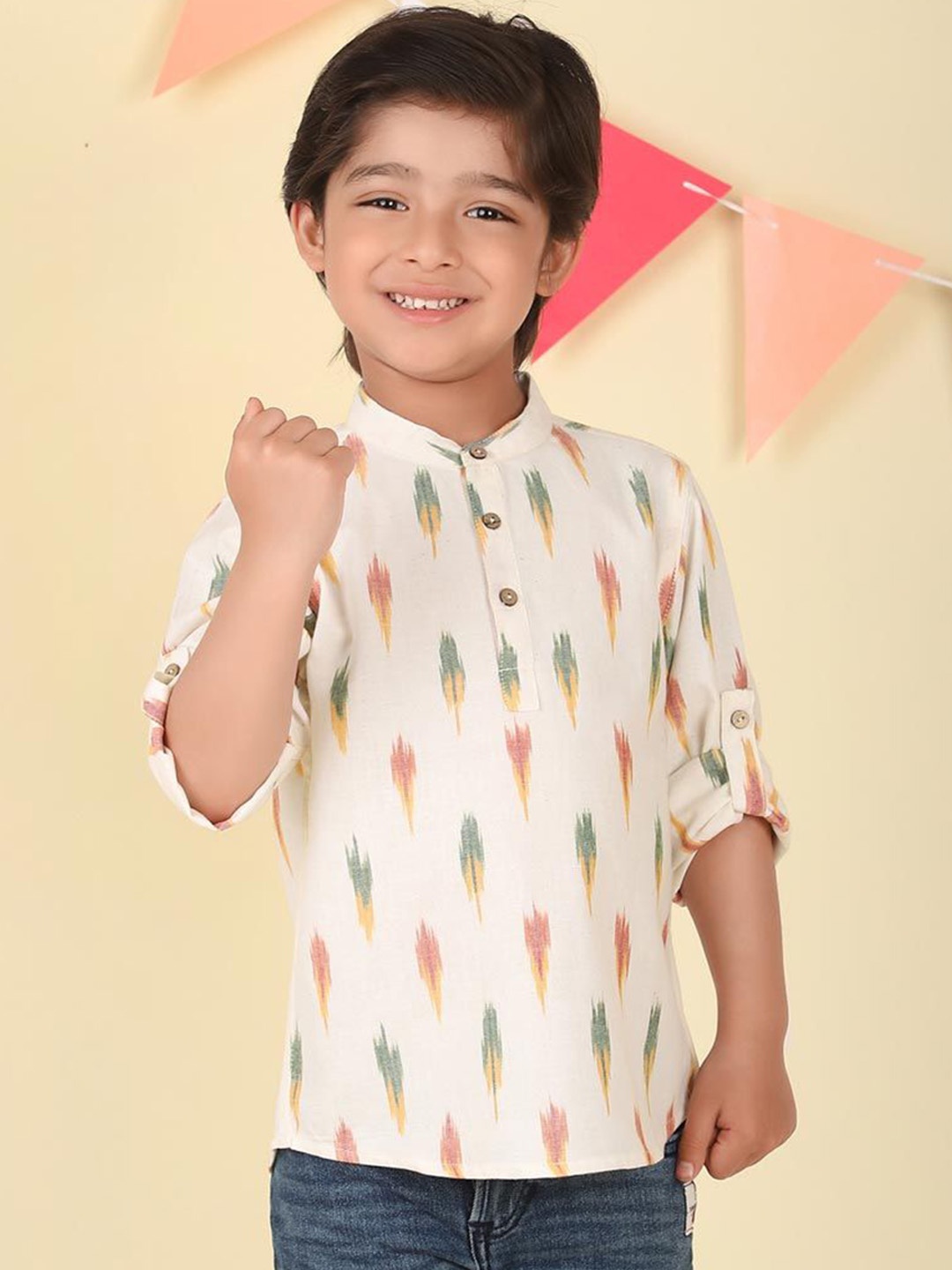 

Fabindia Boys Geometric Gotta Patti Kurta, Off white
