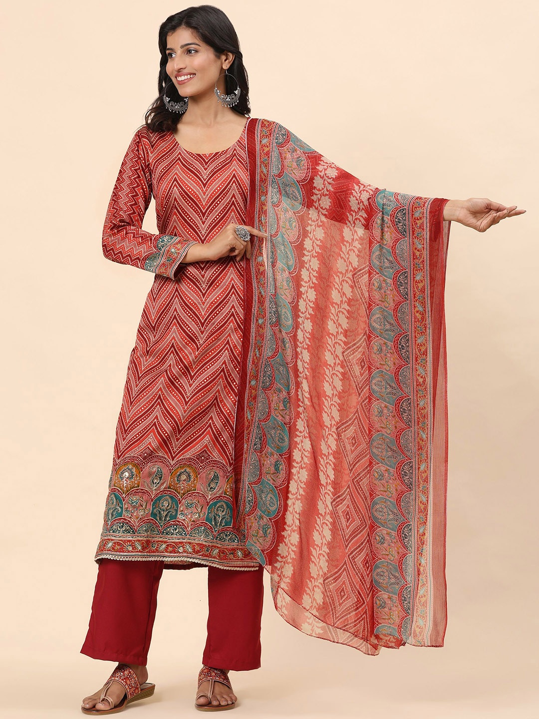 

Mamicha Women Printed Regular Pure Cotton Kurta with Trousers & With Dupatta, Red