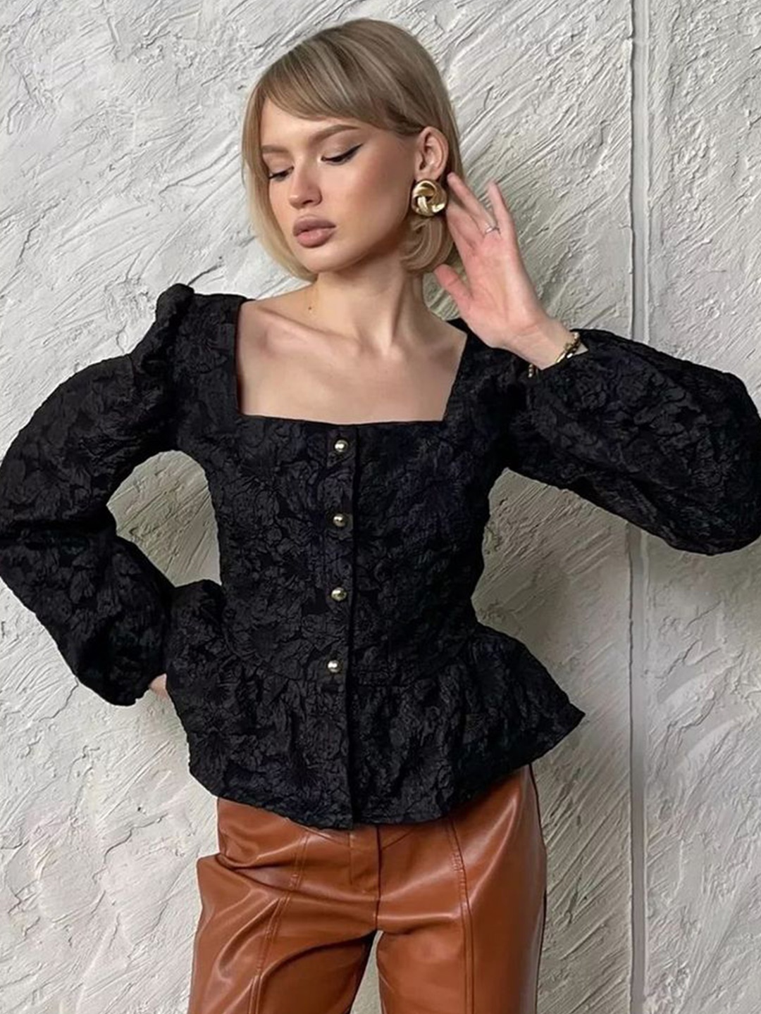 

LULU & SKY Floral Print Top, Black