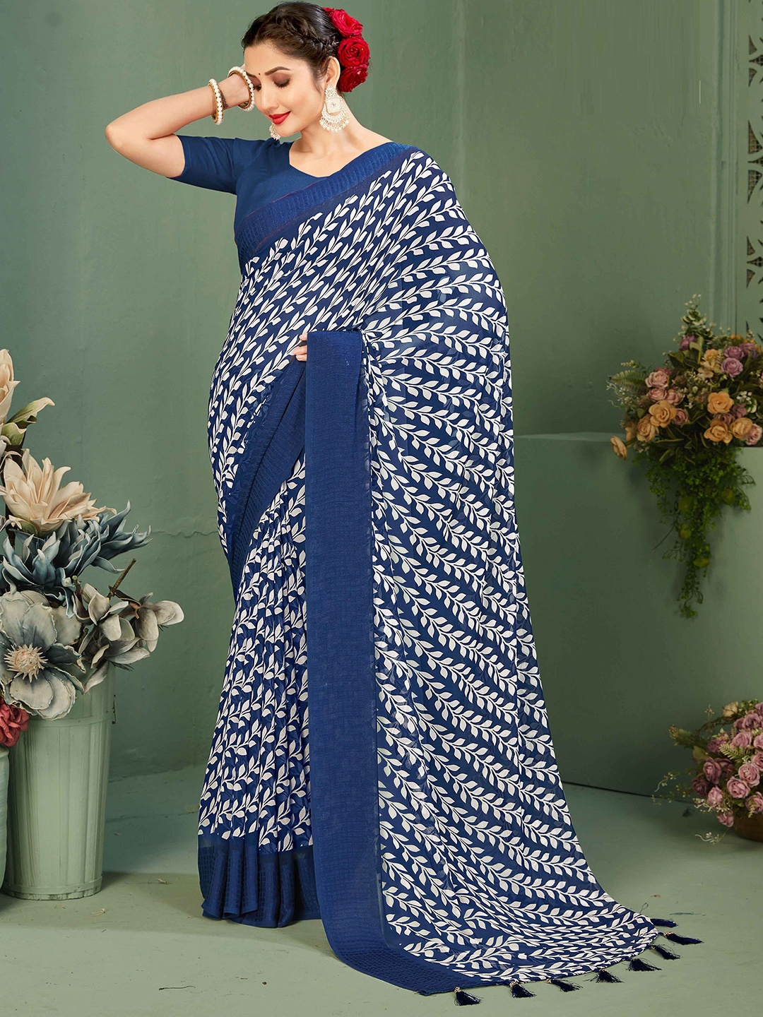 

MAHALASA Pure Georgette Saree, Blue