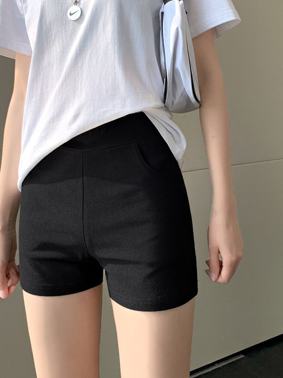 

LULU & SKY Women Slim Fit High-Rise Shorts, Black