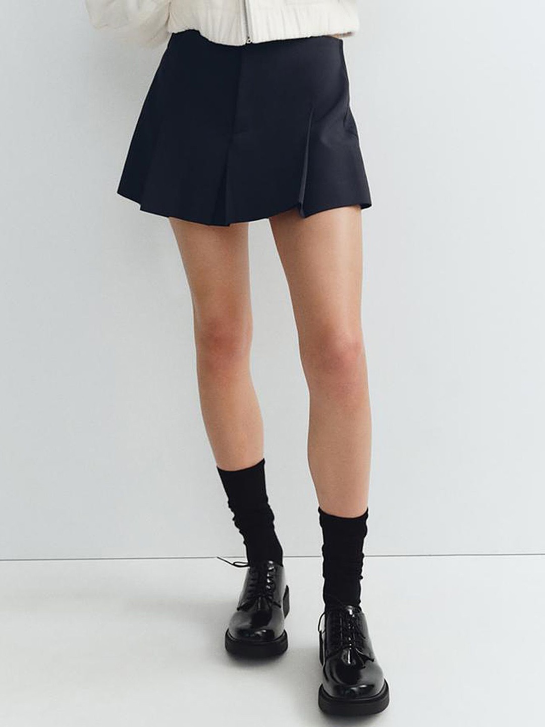 

LULU & SKY Women Slim Fit Shorts, Blue