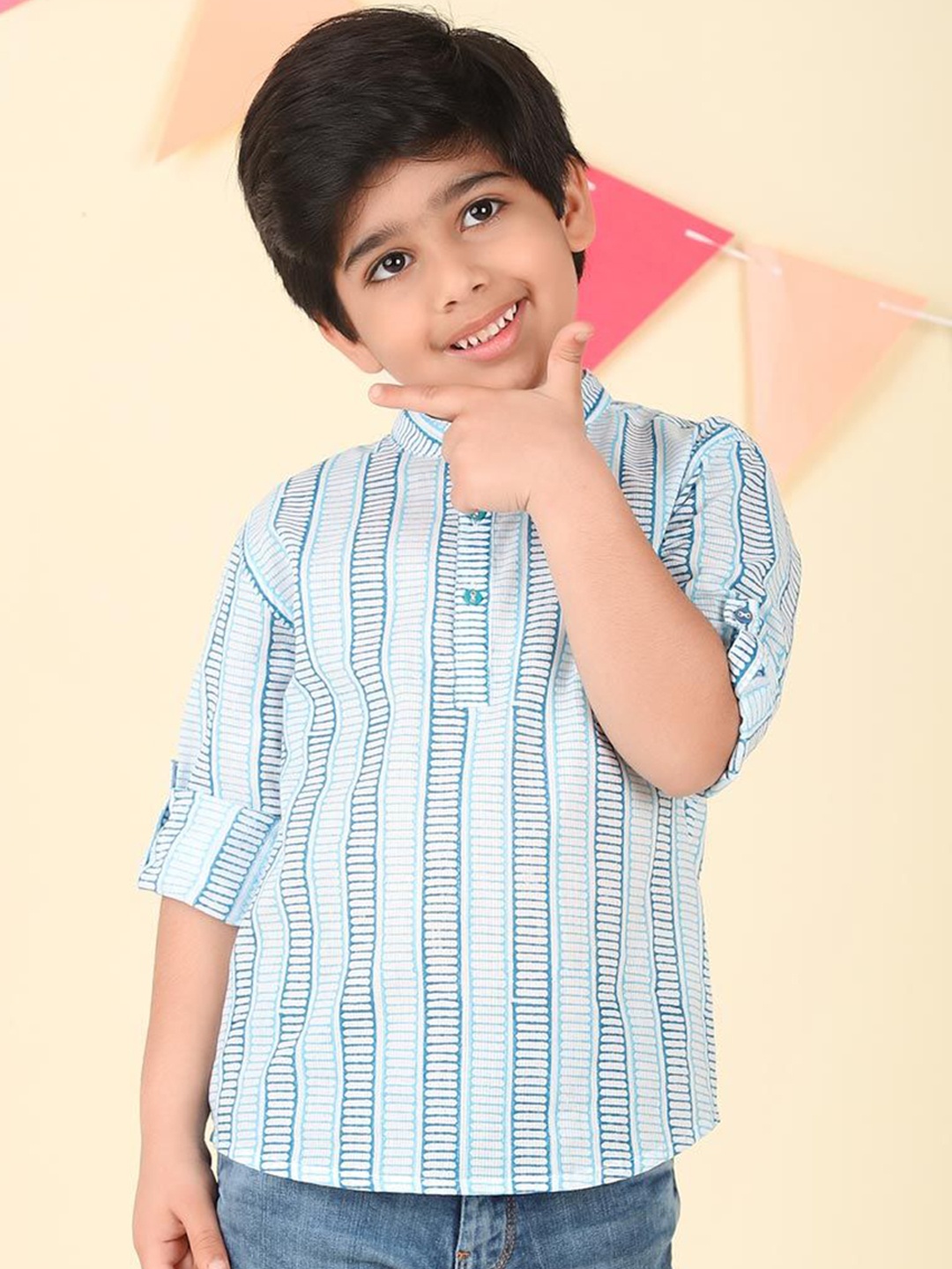 

Fabindia Boys Printed Kurta, Blue