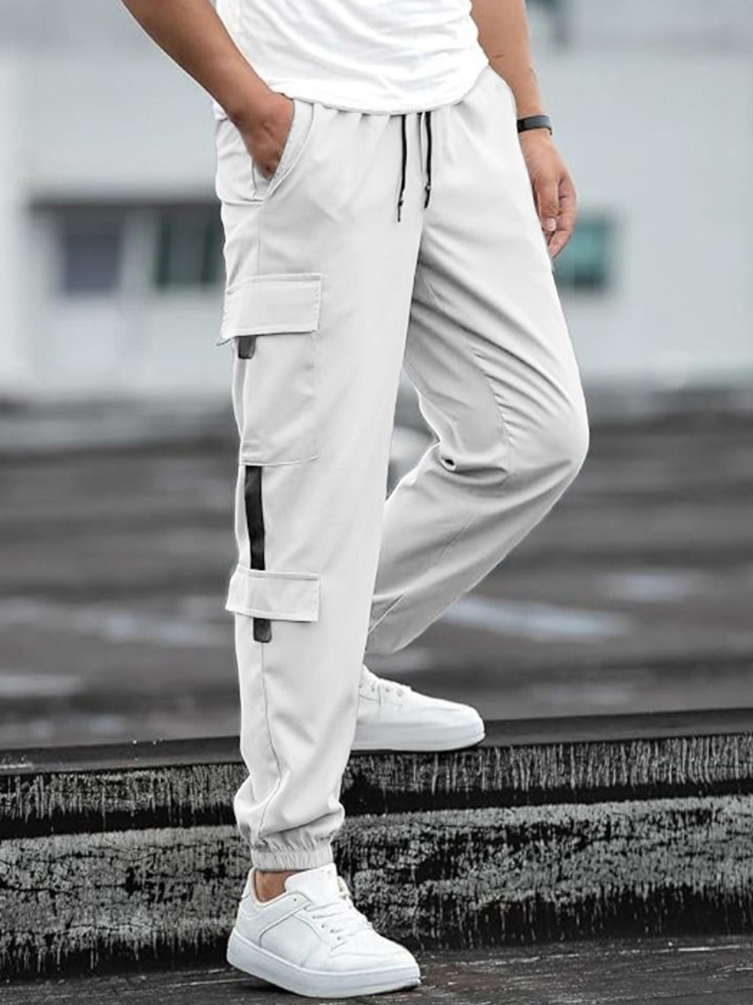 

MACK JONNEY Men Mid-Rise Joggers, White