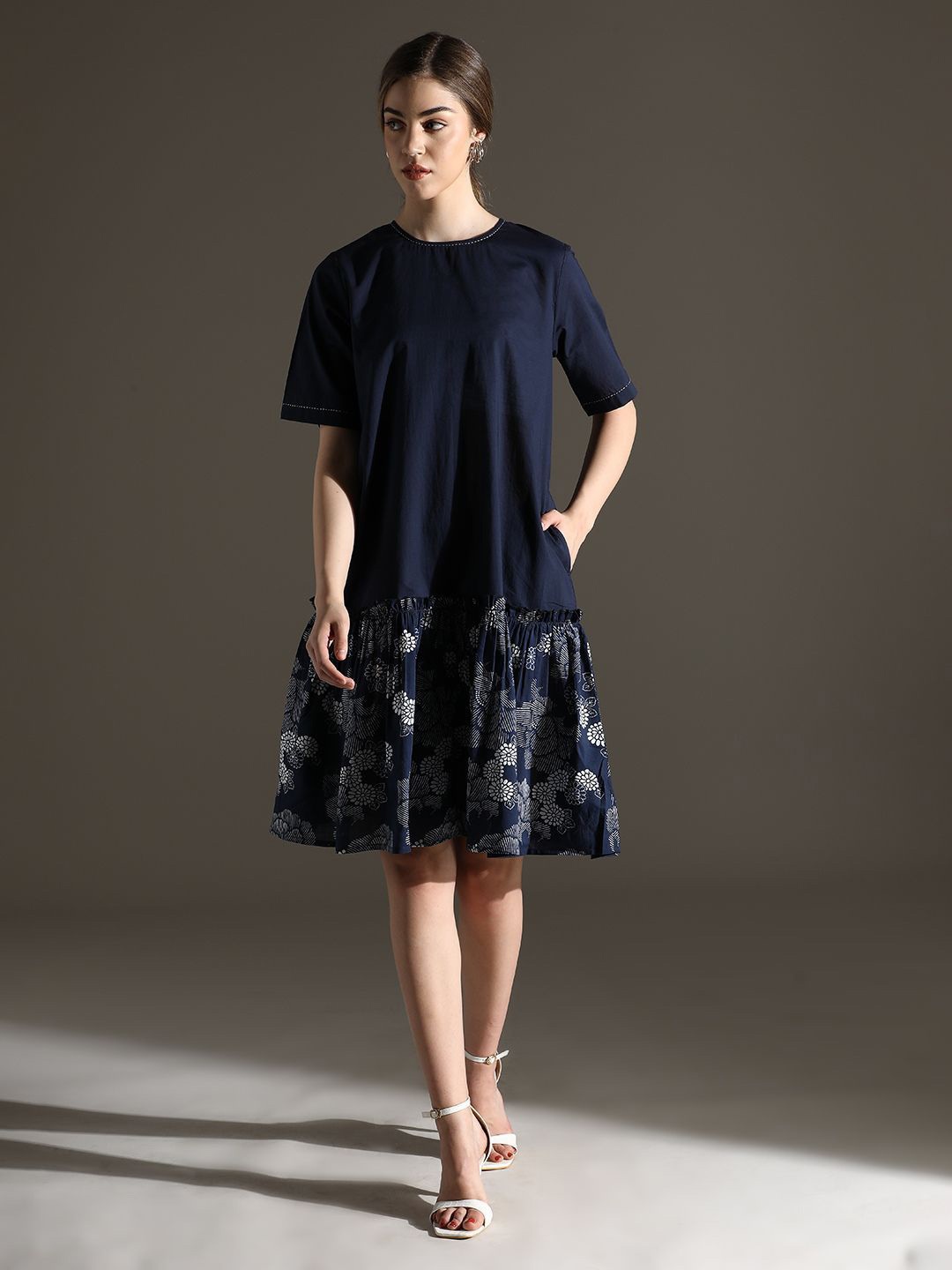 

Zolo Label Embroidered A-Line Midi Dress, Navy blue