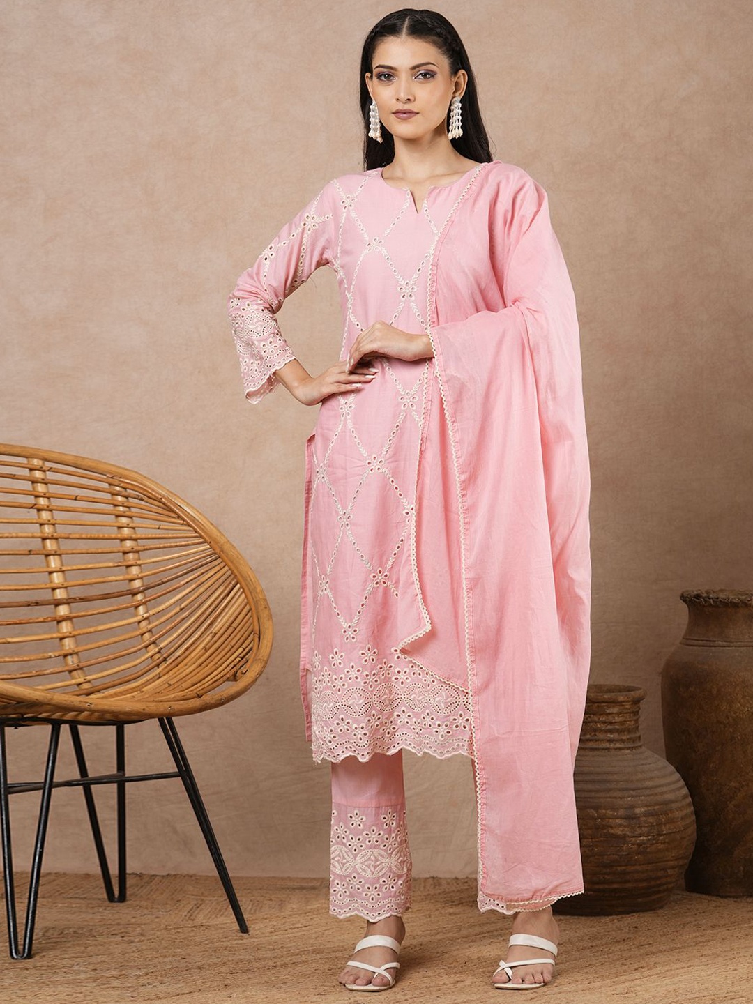 

FASHOR Women Floral Embroidered Regular Chikankari Pure Cotton Kurta with Trousers & With Dupatta, Pink