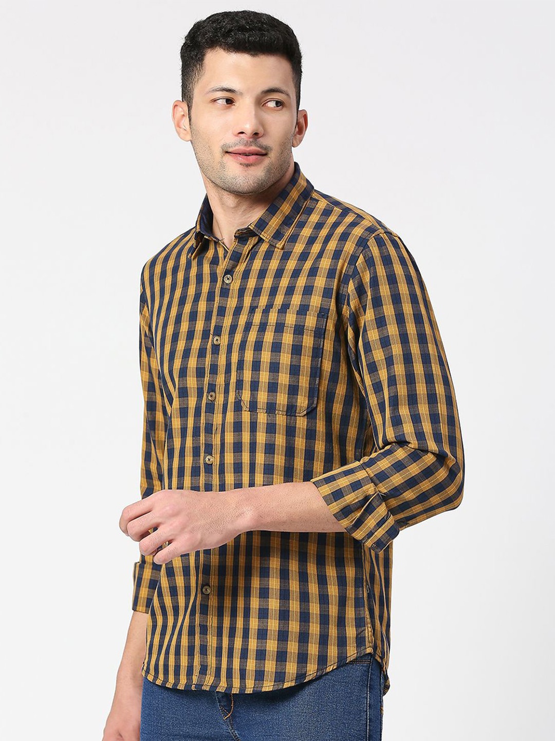 

SNX Men Tailored Fit Checked Casual Shirt, Yellow