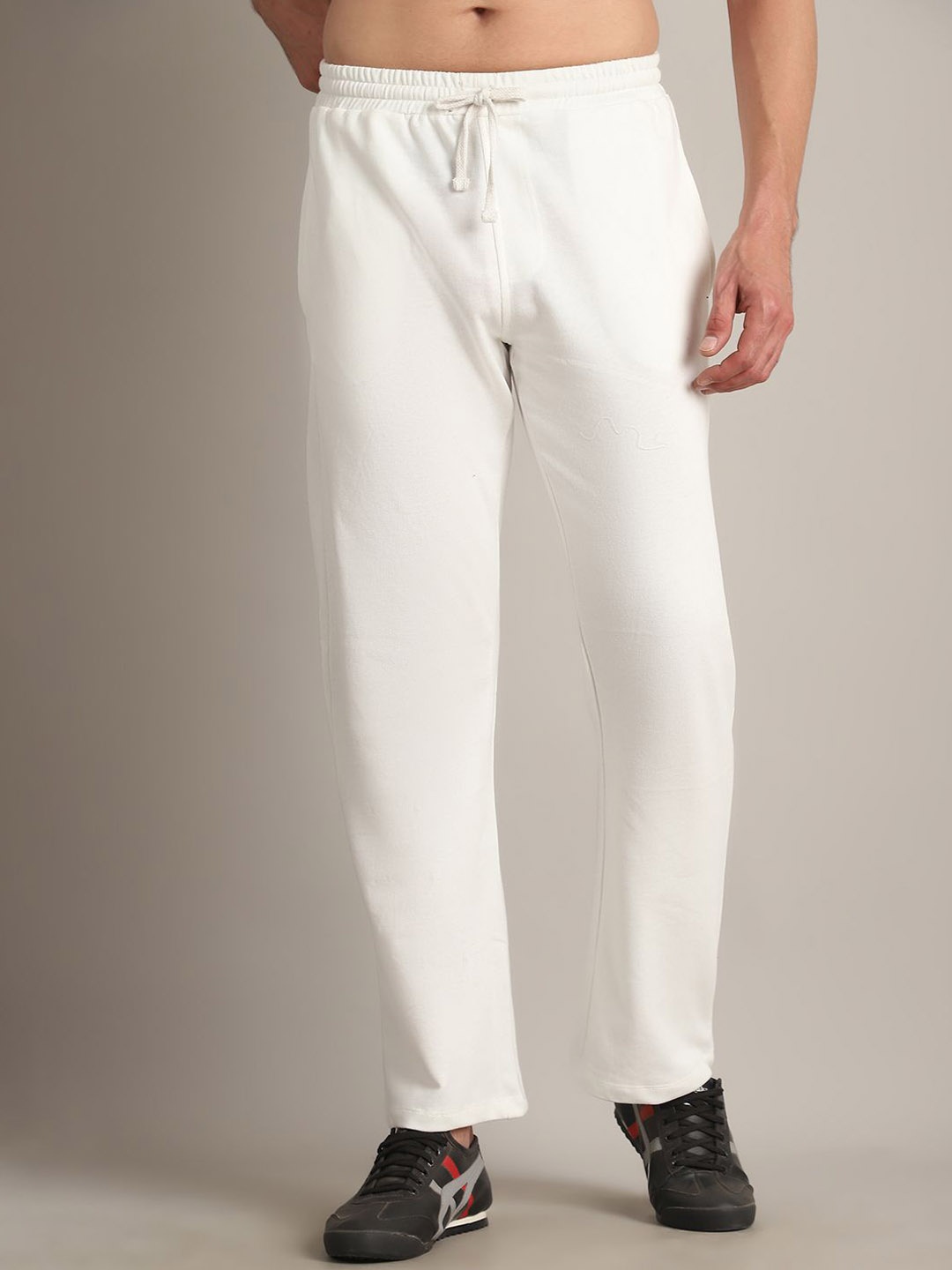 

A AND K Men Slim-Fit Pure Cotton Mid-Rise Track Pants, White