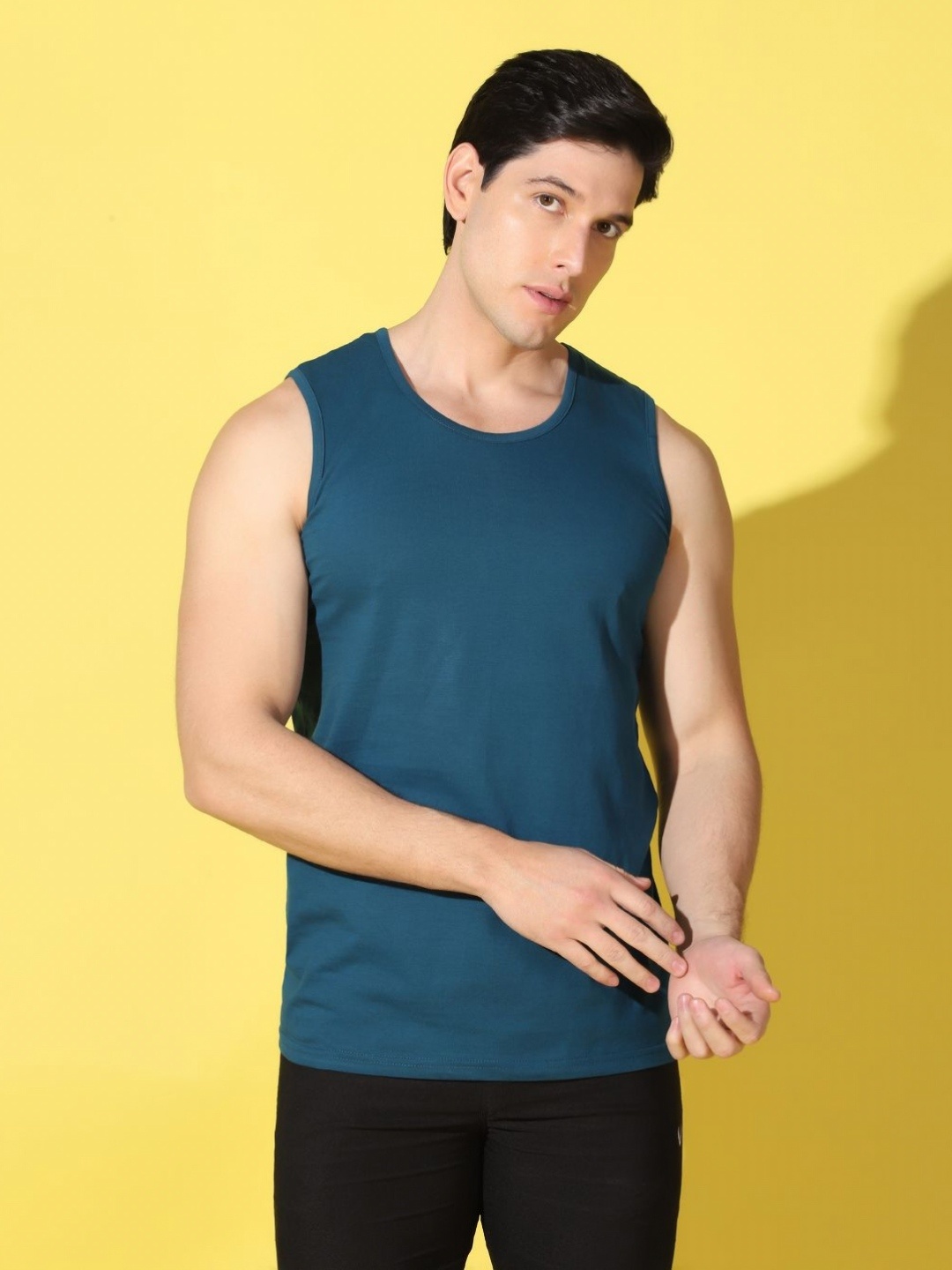 

WOOSTRO Men Pockets Slim Fit T-shirt, Teal