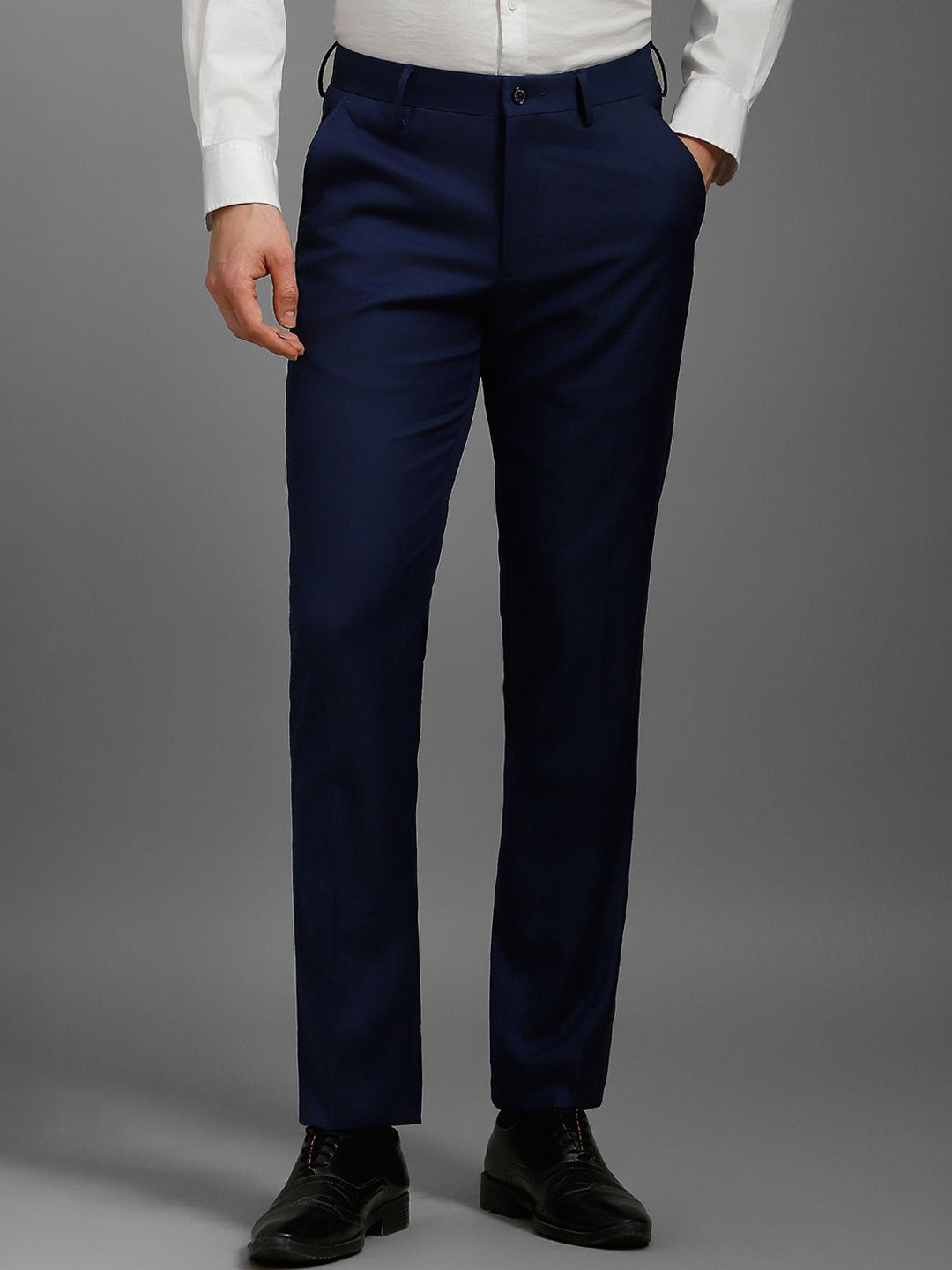 

Louis Philippe Men Slim Fit Trousers, Navy blue