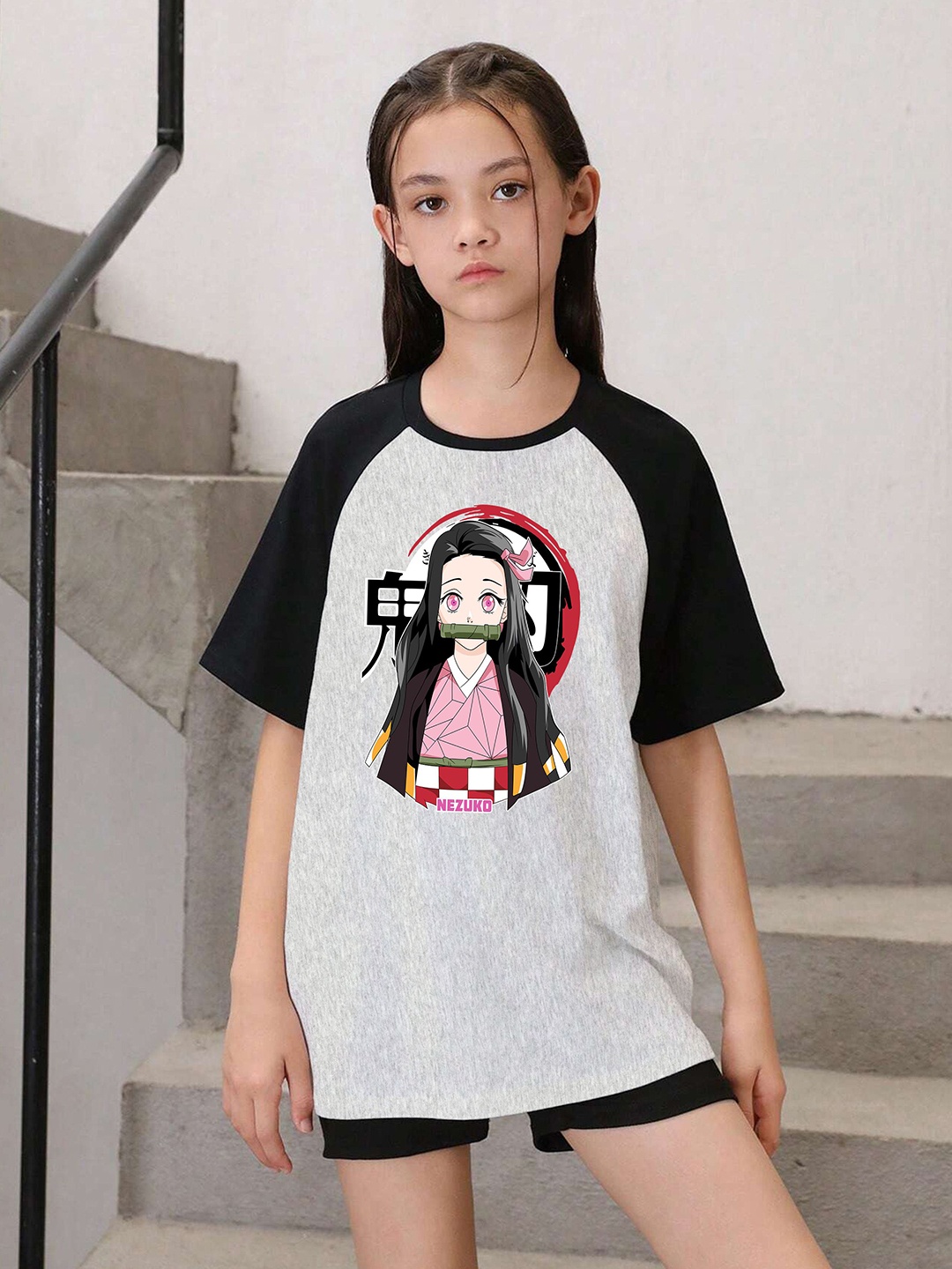 

LOCAVESTIR Girls Printed T-shirt, Grey