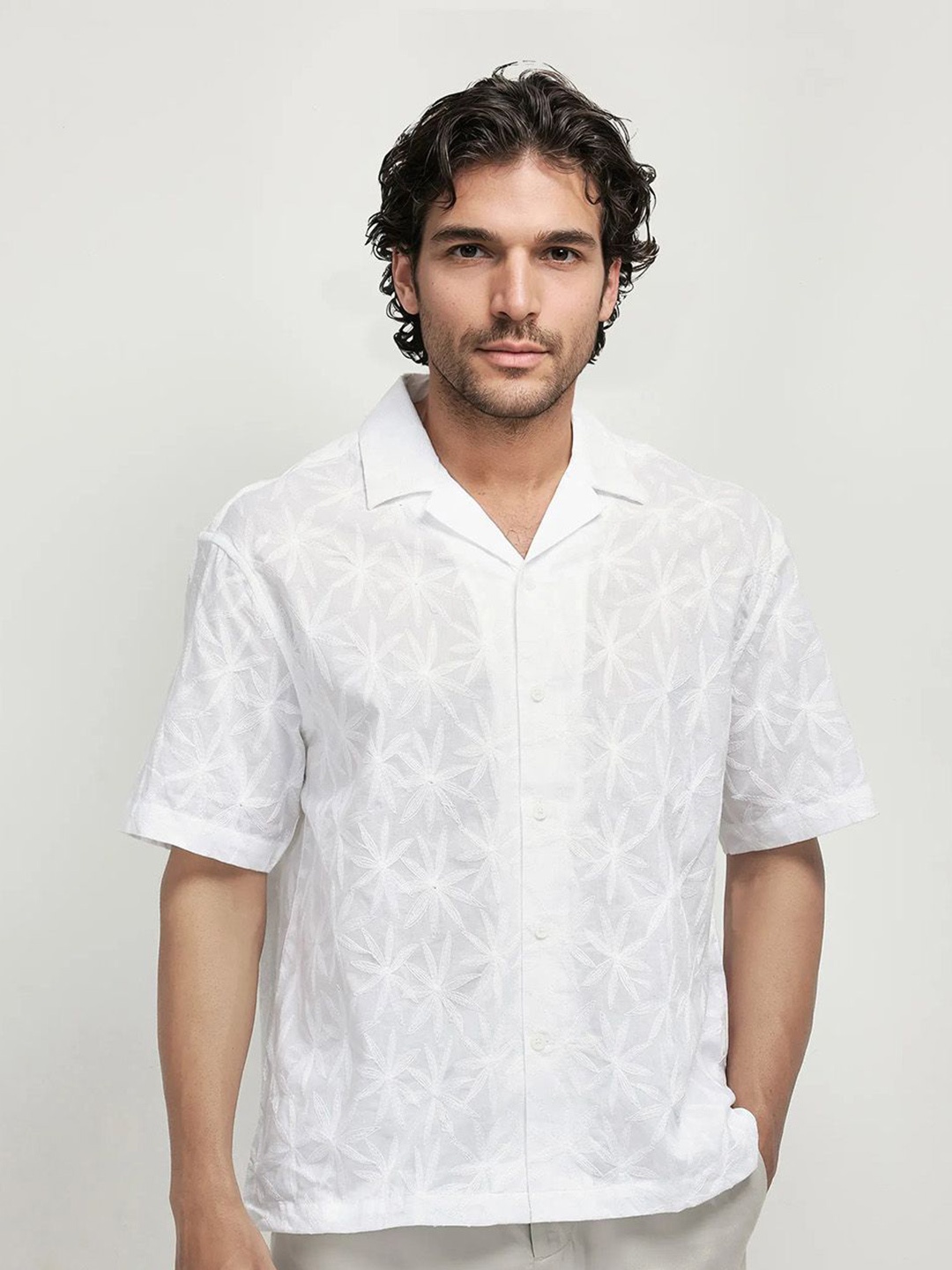 

RARE RABBIT Men Comfort Floral Opaque Printed Casual Shirt, White