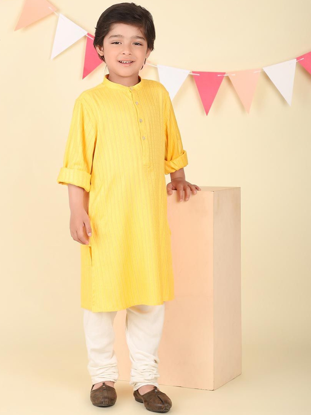 

Fabindia Boys Geometric Striped Gotta Patti Kurta, Yellow