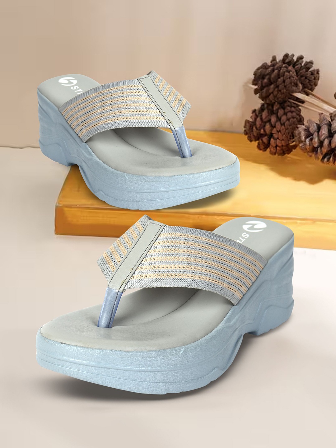 

STICY Ethnic Wedge Sandals, Grey melange
