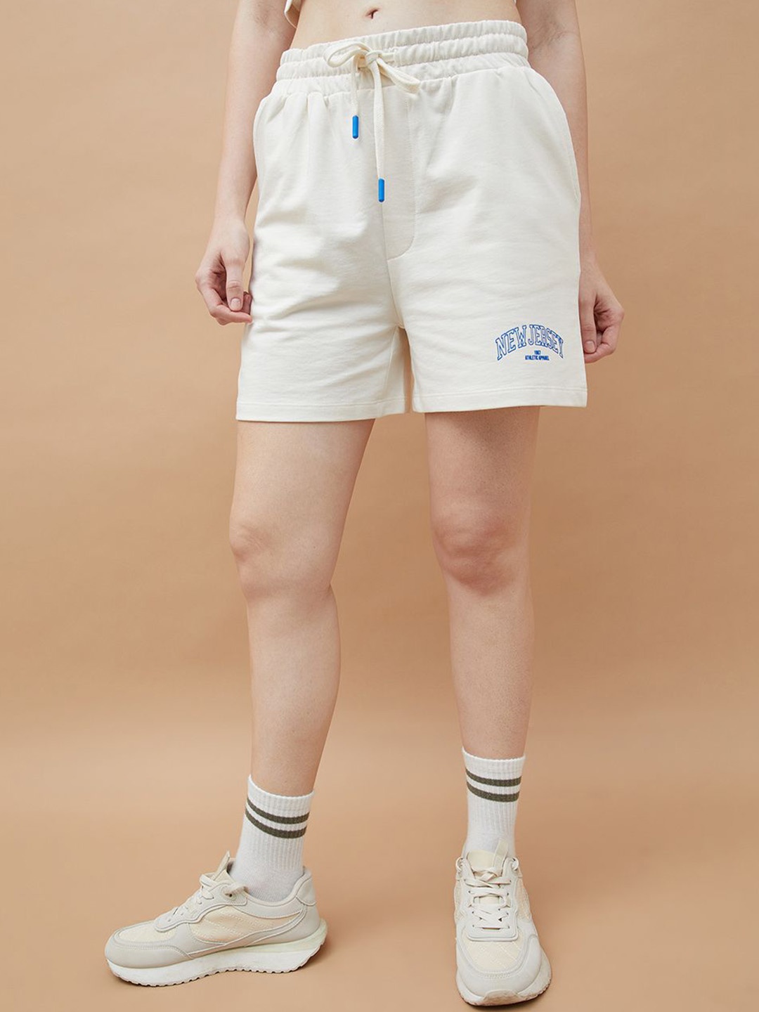 

Kappa Women Fashion Shorts, Off white