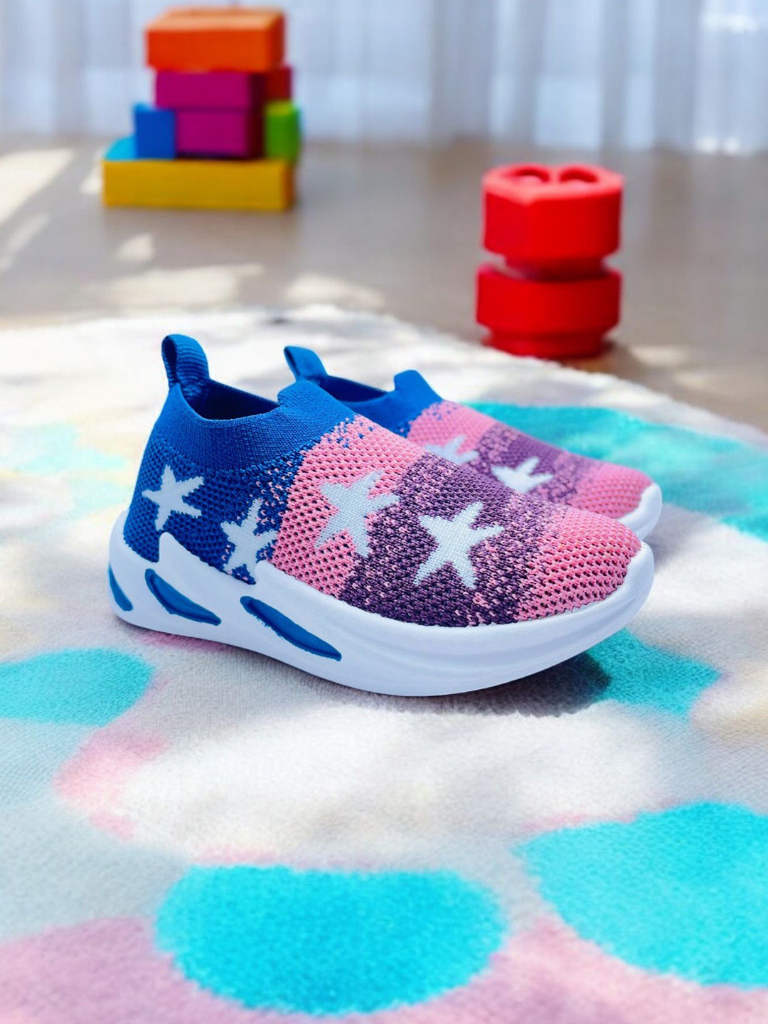 

FABBMATE Unisex Kids Woven Design Slip-On Sneakers, Multi