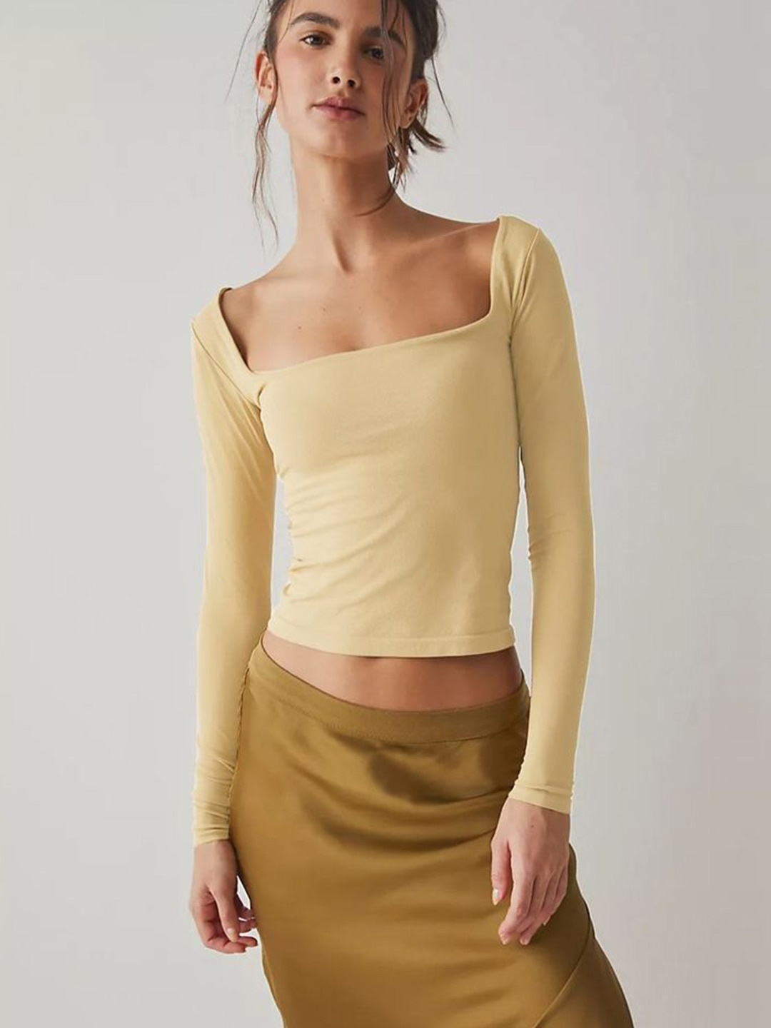 

LULU & SKY Crop Top, Yellow