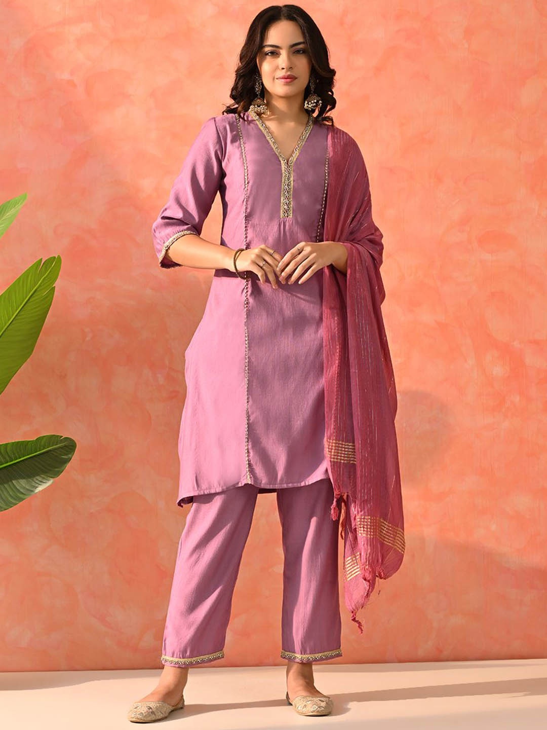 

Sangria V-Neck Three-Quarter Sleeves Kurta With Trousers & Dupatta, Lavender