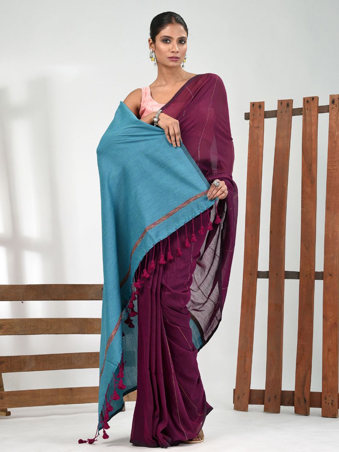 

Charukriti Striped Pure Cotton Saree, Purple