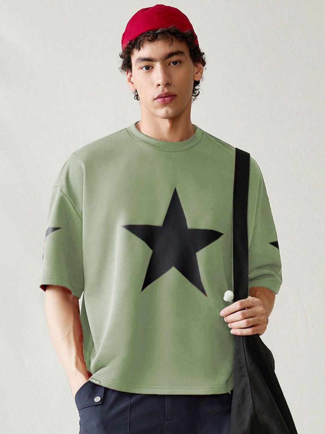 

Genzy Men Printed Drop-Shoulder Sleeves Applique T-shirt, Teal
