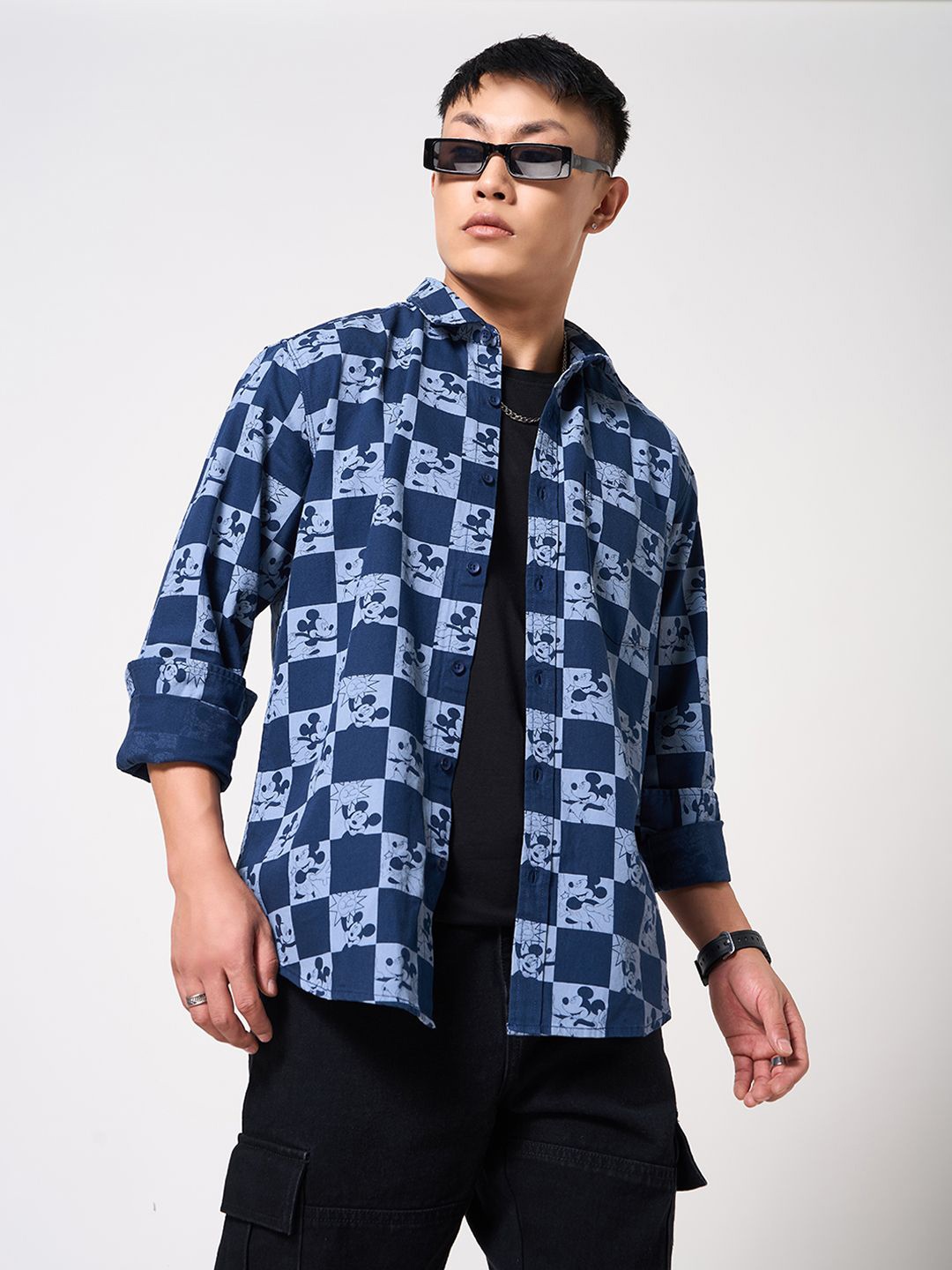 

SF JEANS by Pantaloons Men Slim Fit Opaque Casual Shirt, Navy blue