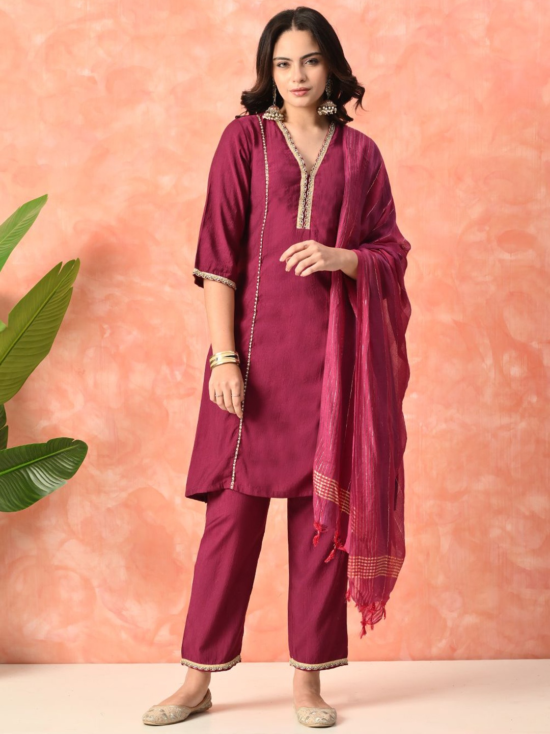 

Sangria V-Neck Three-Quarter Sleeves Kurta With Trousers & Dupatta, Magenta