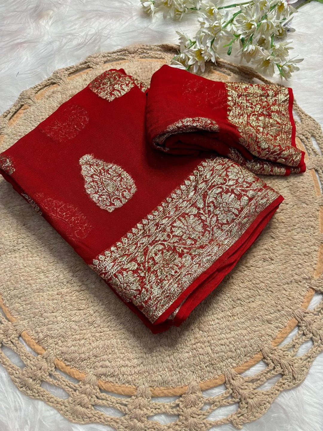 

PAYAL CREATION Woven Design Zari Pure Georgette Banarasi Saree, Red