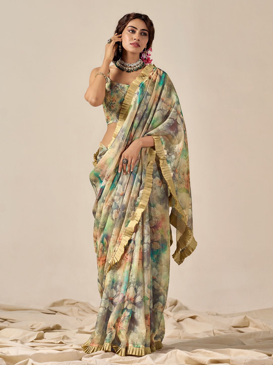 

LeeliPeeri Designer Floral Designer Kota Saree, Beige