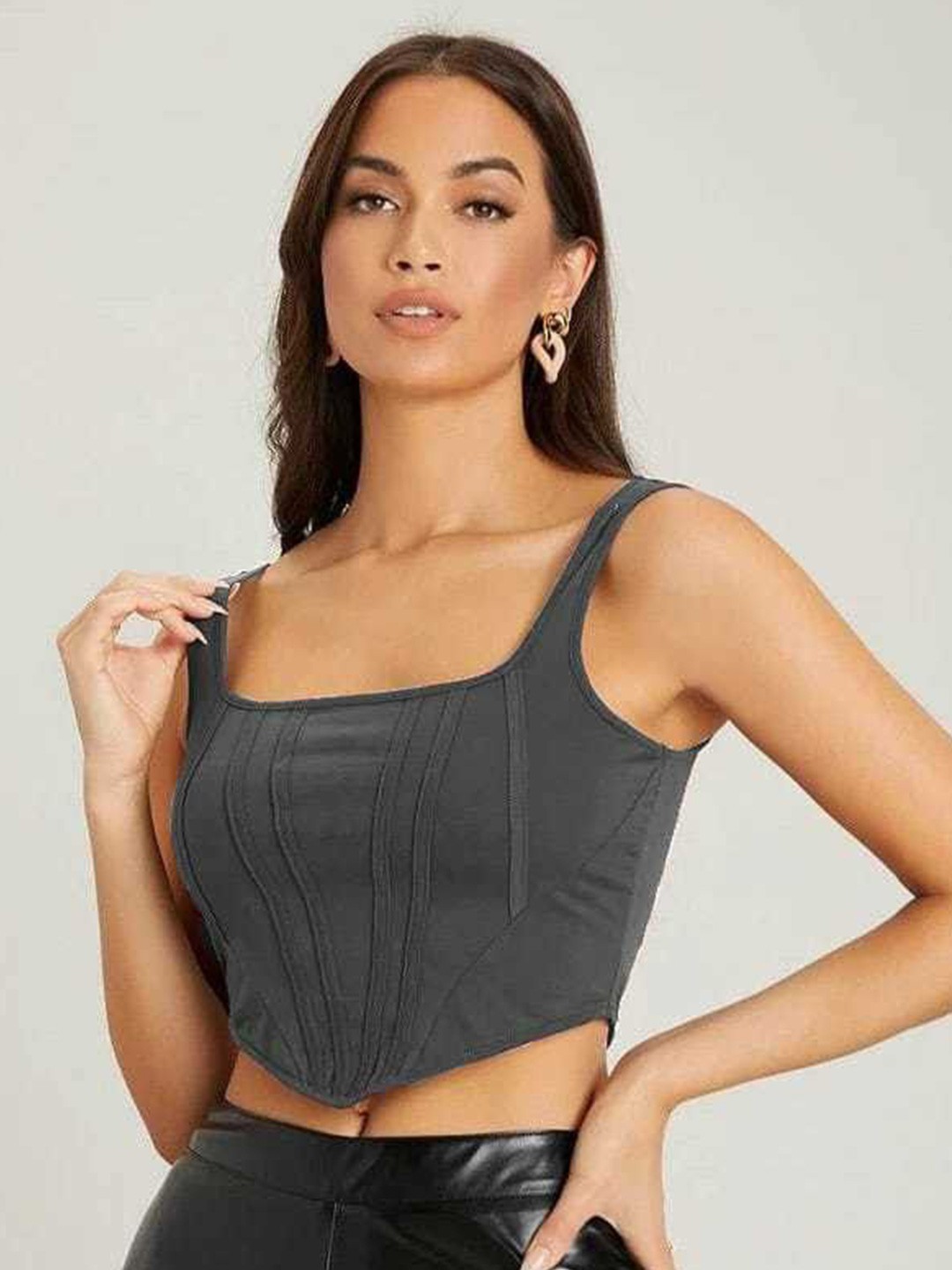 

NiloBerry Crop Top, Grey