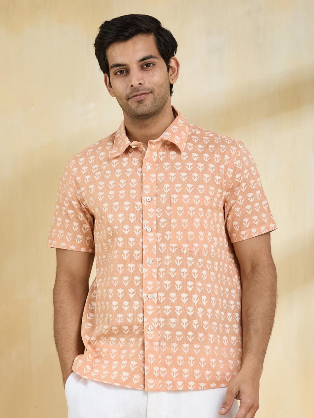 

Fabindia Men Opaque Printed Casual Shirt, Orange
