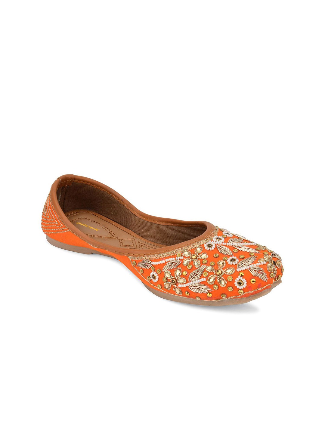 

Anouk Women Embellished Ethnic Mojaris Flats, Orange