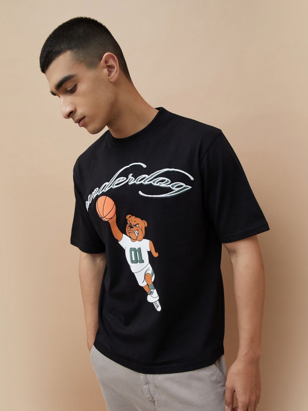 

Fame Forever by Lifestyle Men Printed Applique T-shirt, Black