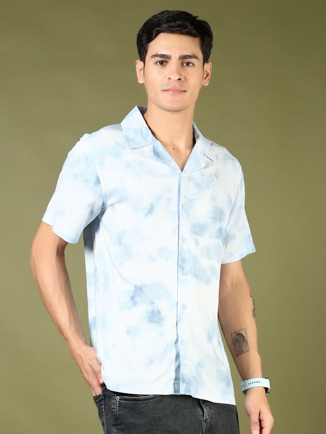 

V-Mart Men Floral Opaque Printed Casual Shirt, Blue
