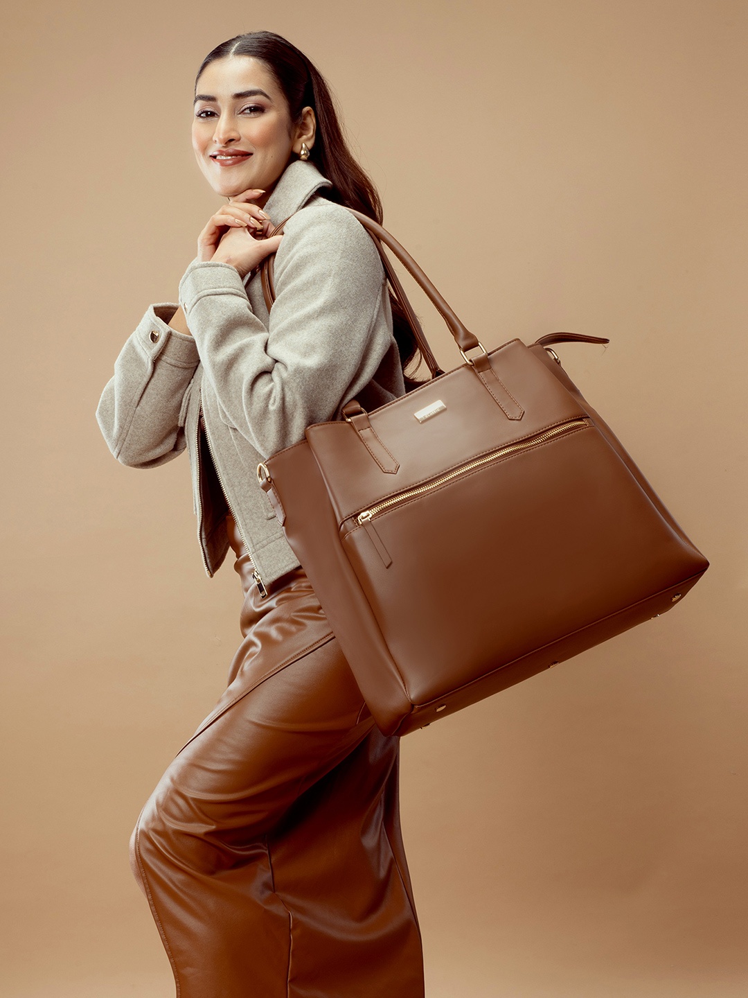 

Strokes by Namrata Mehta PU Oversized Bucket Tote Bag with Tasselled, Brown