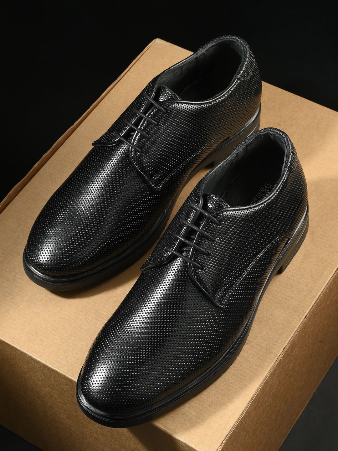 

DESIDERIO Men Leather Derbys, Black