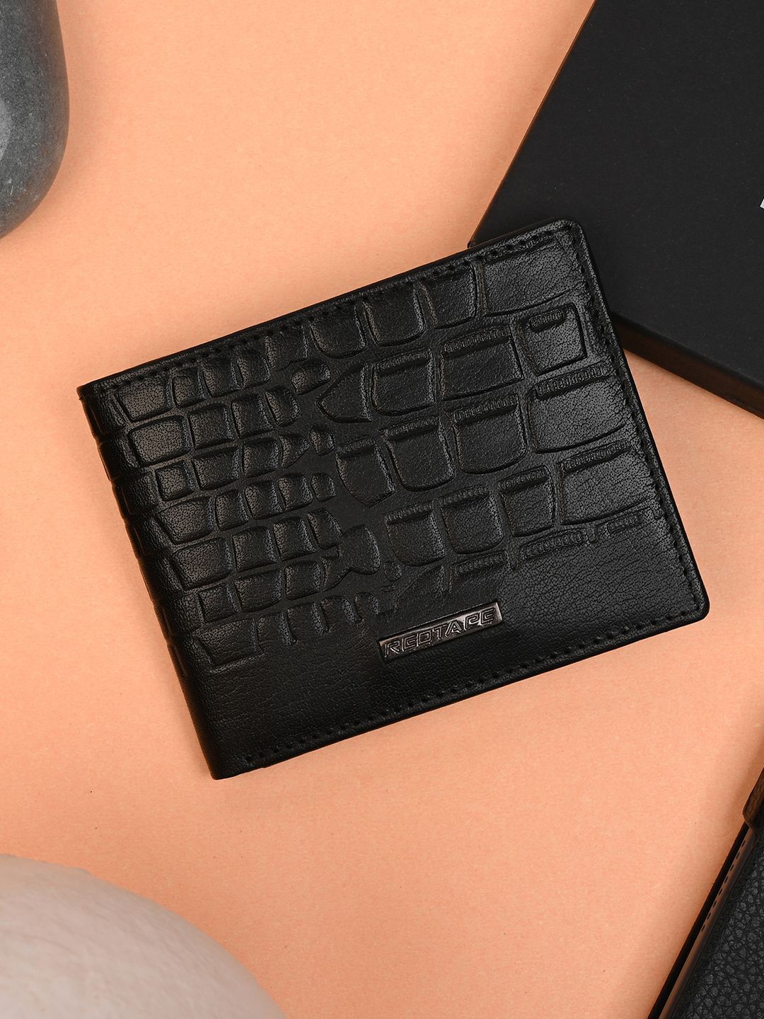 

Red Tape Men Leather Two Fold Wallet, Black