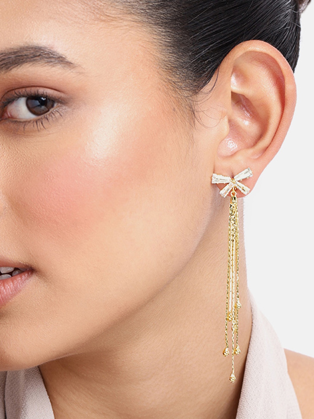 

DressBerry Contemporary Drop Earrings, Gold