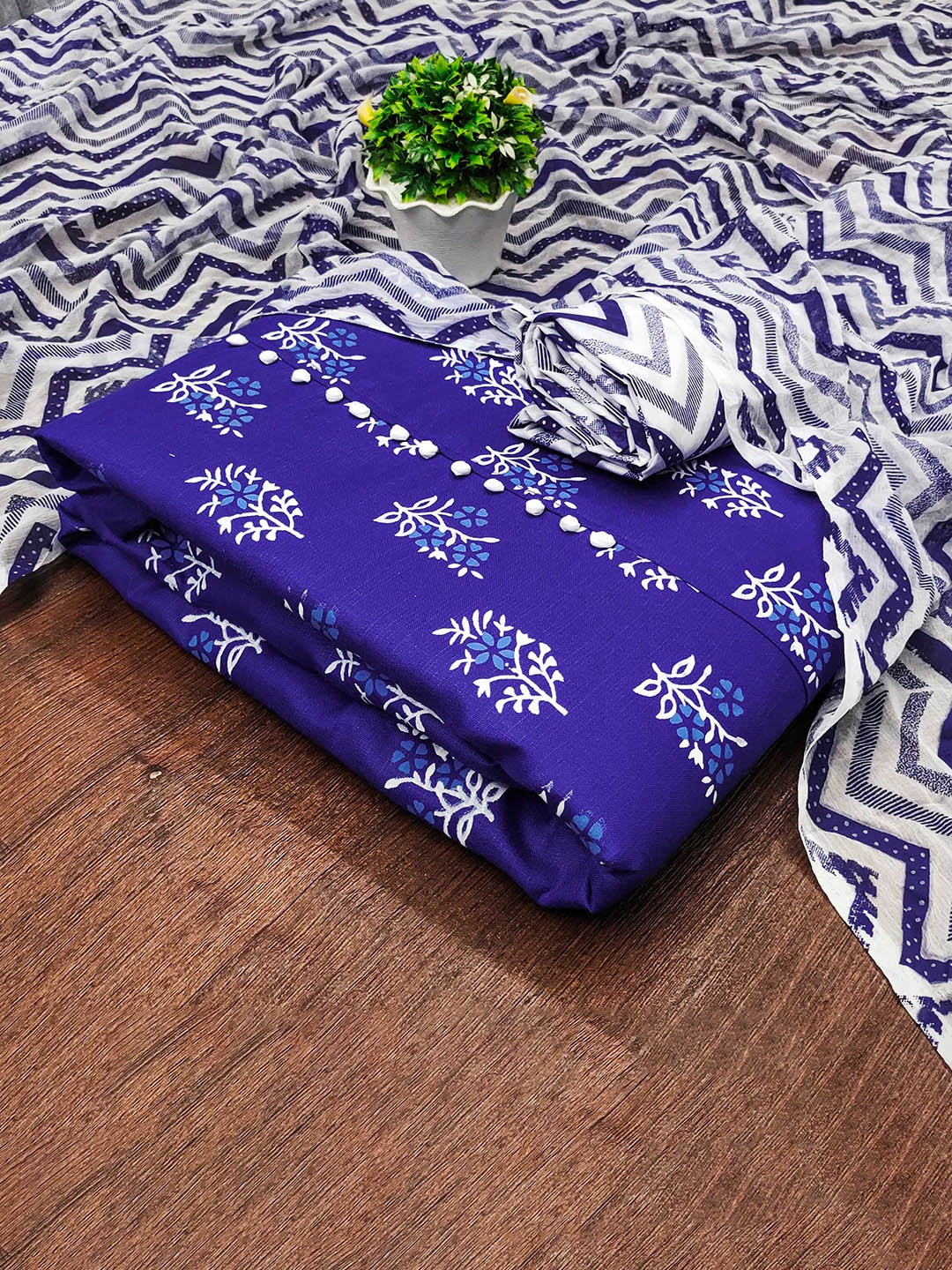 

SHADOW & SAINING Printed Unstitched Dress Material, Blue