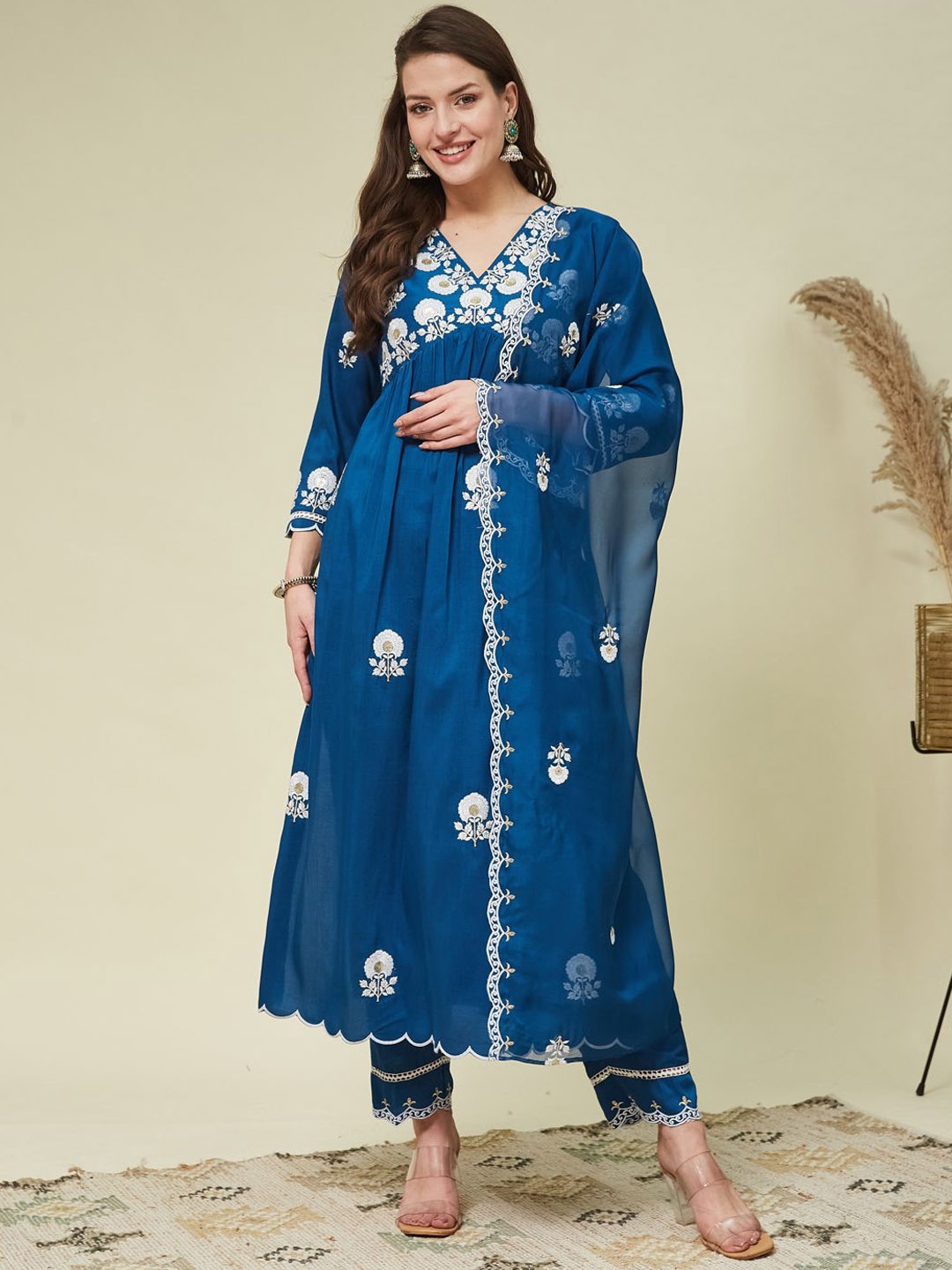 

MOKOSH Women Floral Embroidered Alia Cut Kurta With Trouser & Dupatta, Blue