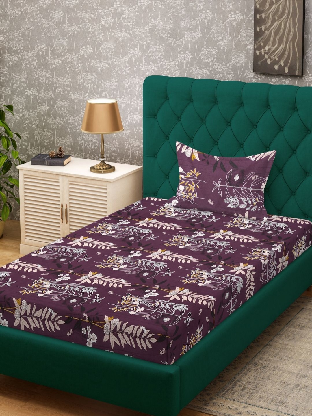 

KLOTTHE Purple & Pink Floral Printed 300 TC Fitted Single Bedsheet - 2.25 m x 1.50 m