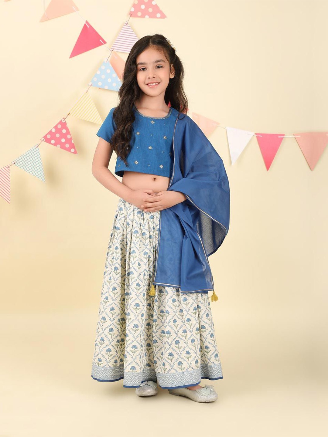 

Fabindia Girls Printed Sequinned Ready to Wear Lehenga & Blouse With Dupatta, Blue