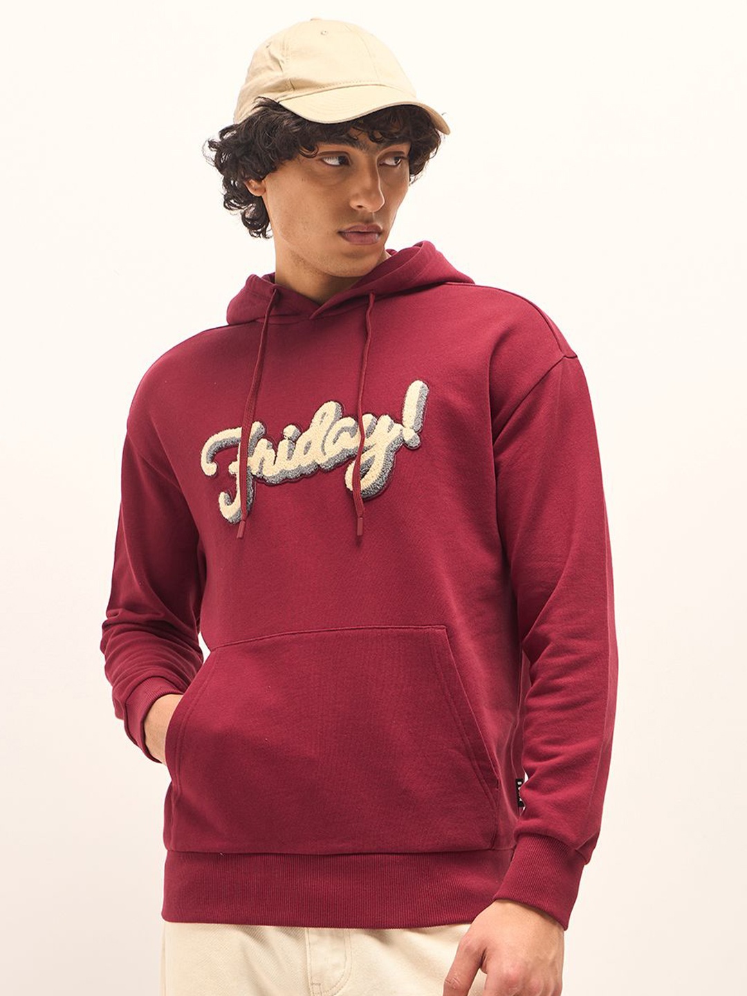 

THE BEAR HOUSE Men Embellished Hooded Sweatshirt, Red