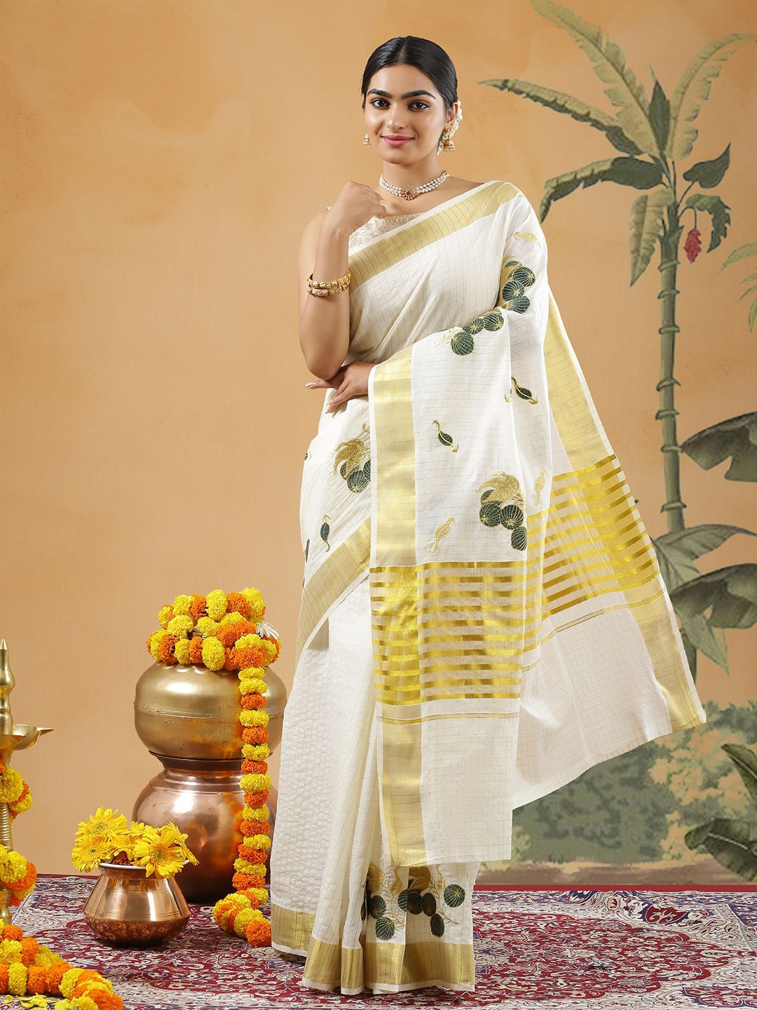 

Kalyan Silks Checked Zari Pure Cotton Kasavu Saree, Off white