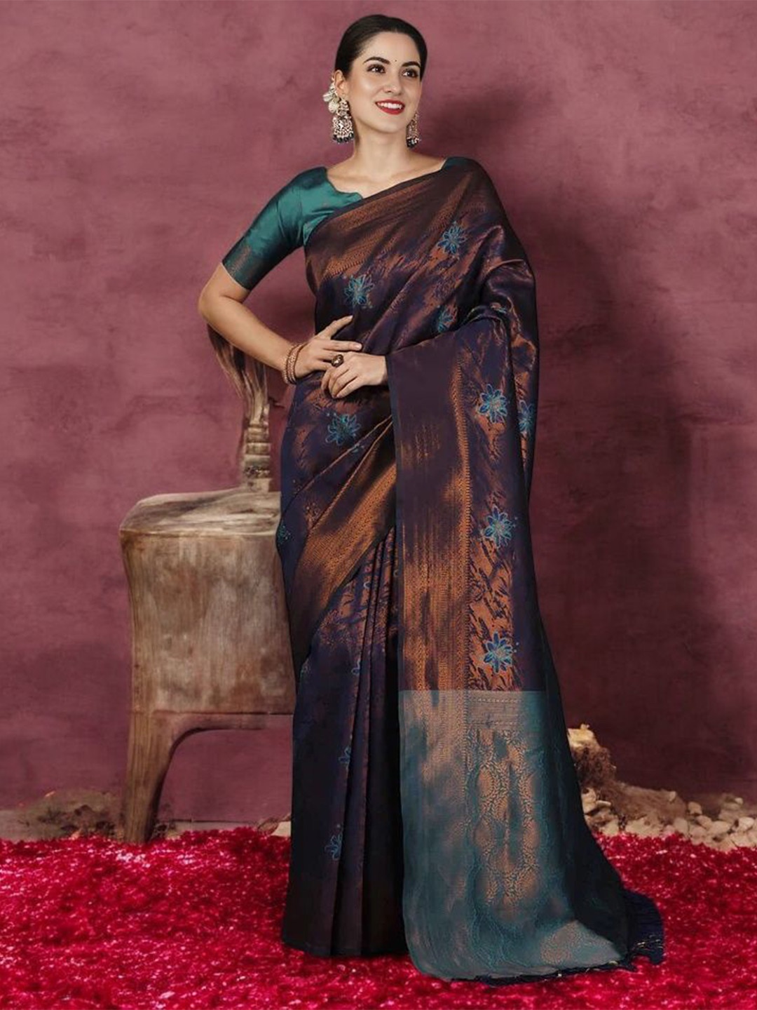 

Mitera Woven Design Zari Silk Blend Banarasi Saree, Navy blue