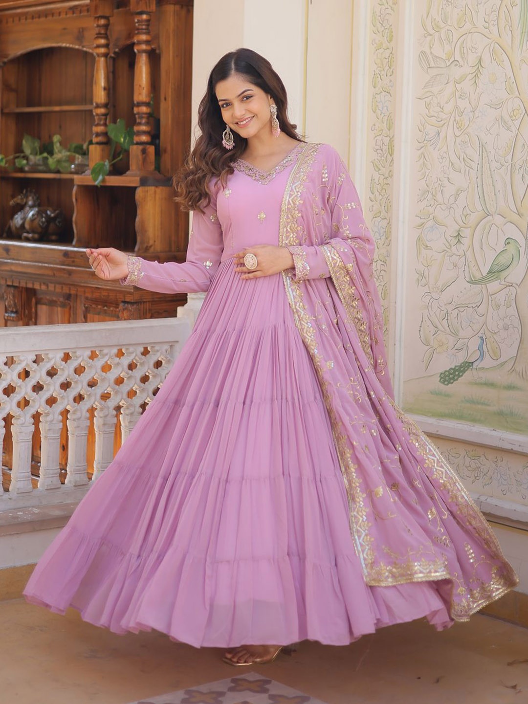 

Anara Women Georgette Anarkali Kurta, Purple