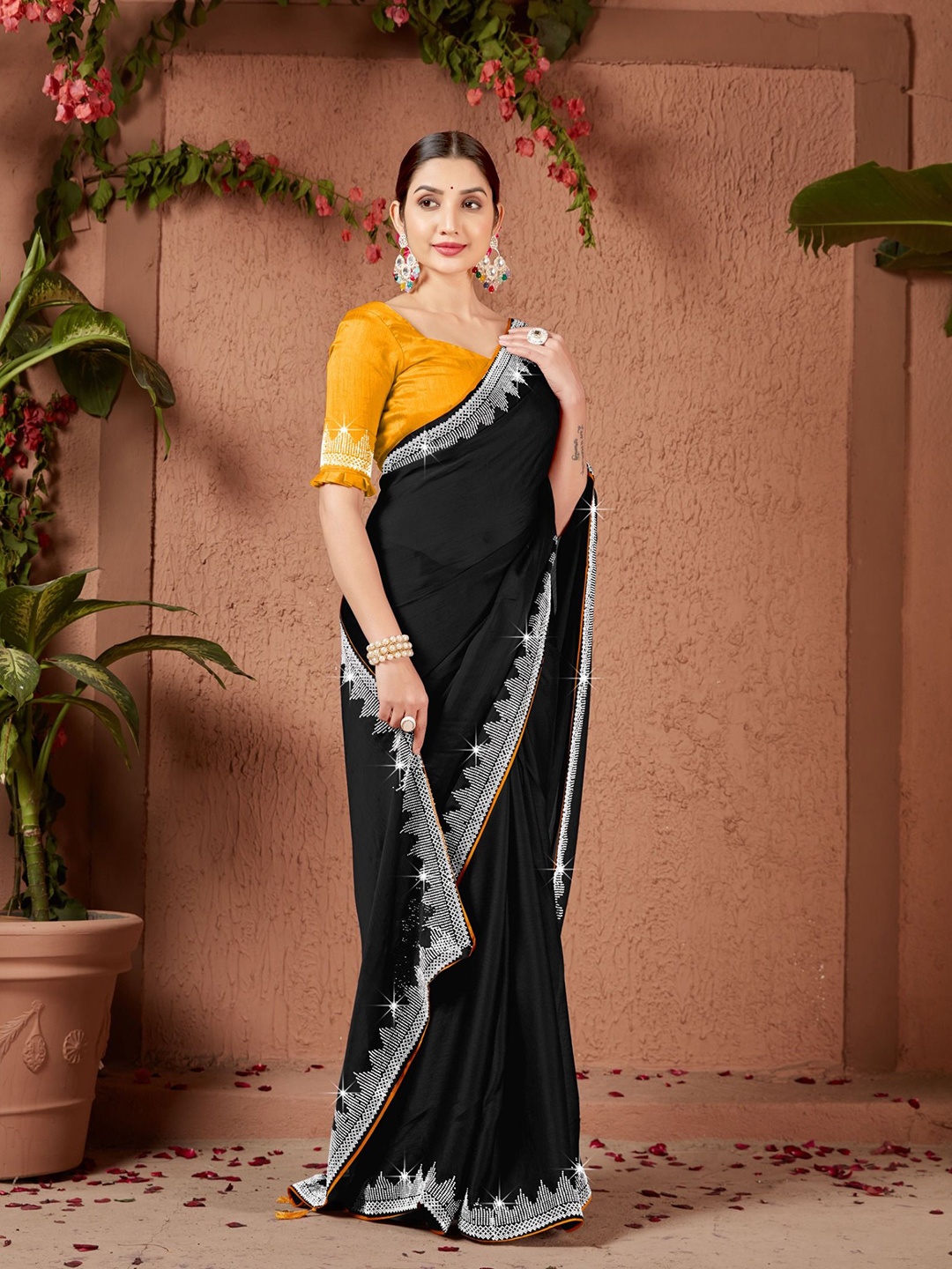 

PAYAL CREATION Beads and Stones Pure Georgette Saree, Black