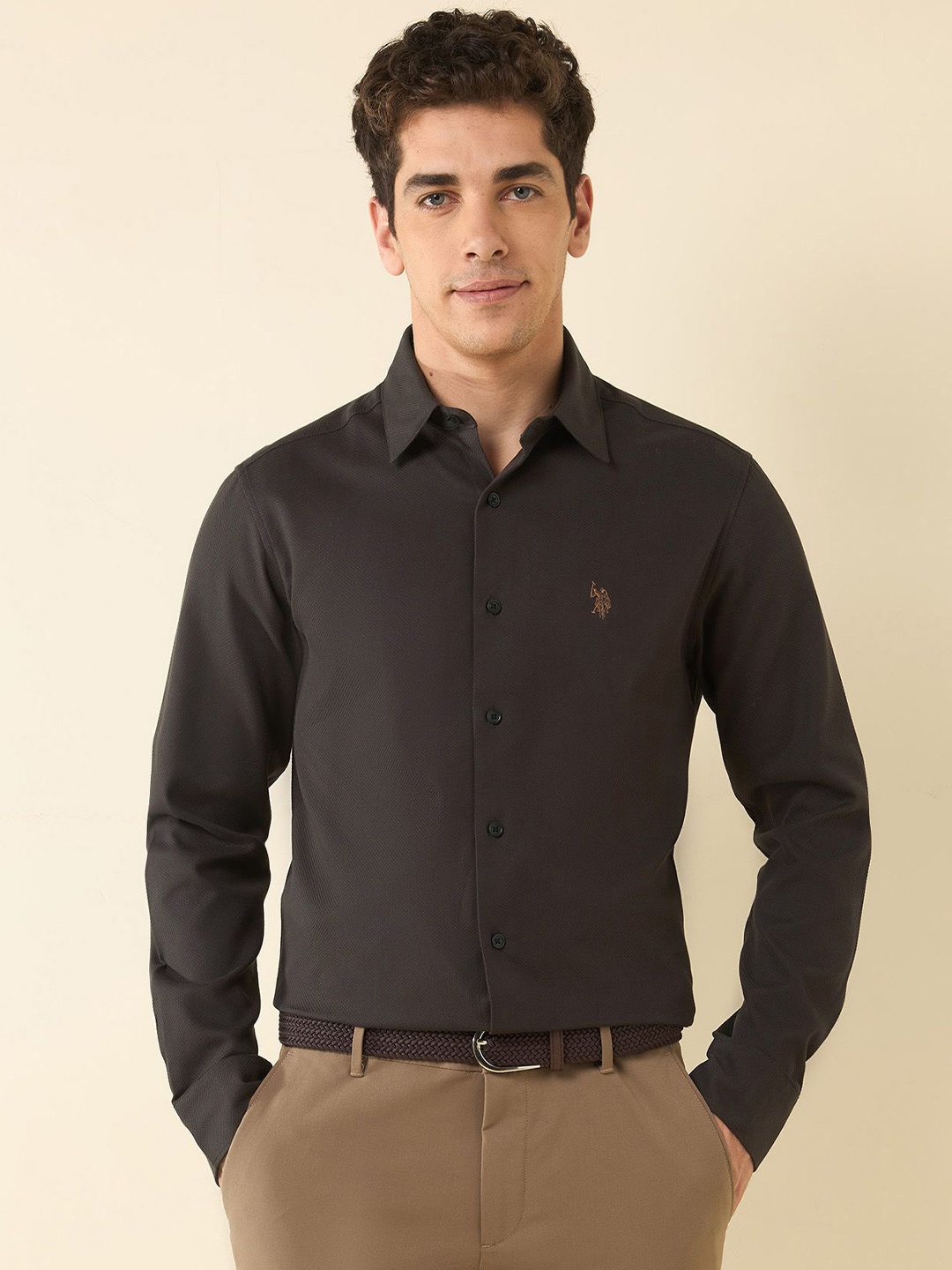 

U.S. Polo Assn. Men Tailored Fit Opaque Casual Shirt, Brown