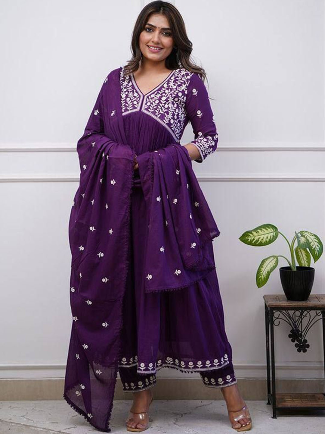

Fab Dadu Women Ethnic Motifs Embroidered Empire Thread Work Raw Silk Kurta with Trousers & With Dupatta, Purple