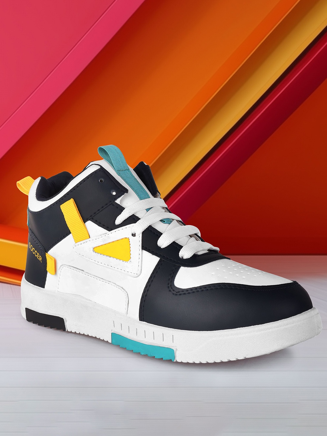 

PENNEN Men Sneakers, White